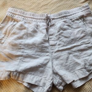 Athleta Women's Light Tan Cargo Shorts